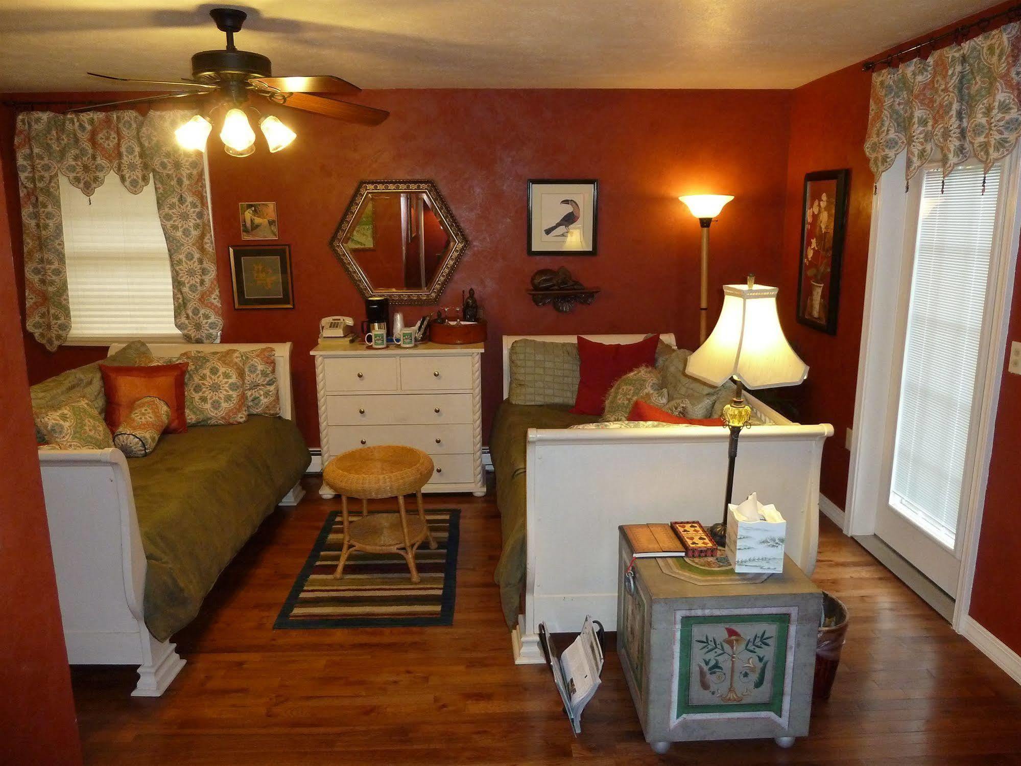 Bad Rock Bed And Breakfast Inn Columbia Falls Kültér fotó